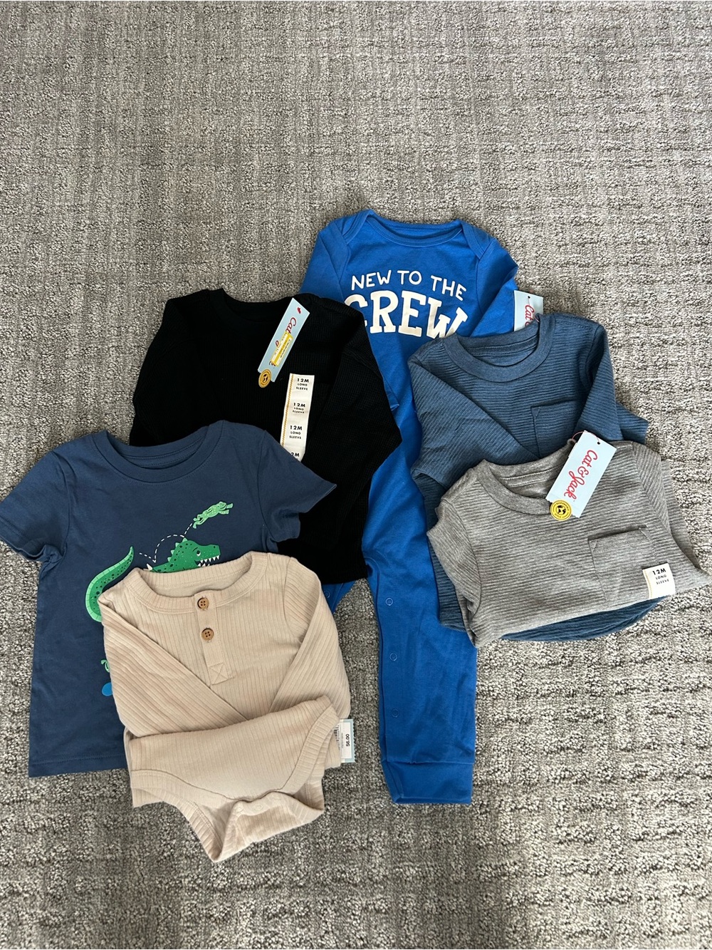 Cat & Jack Boys 12 Month bundle of clothing 6 items